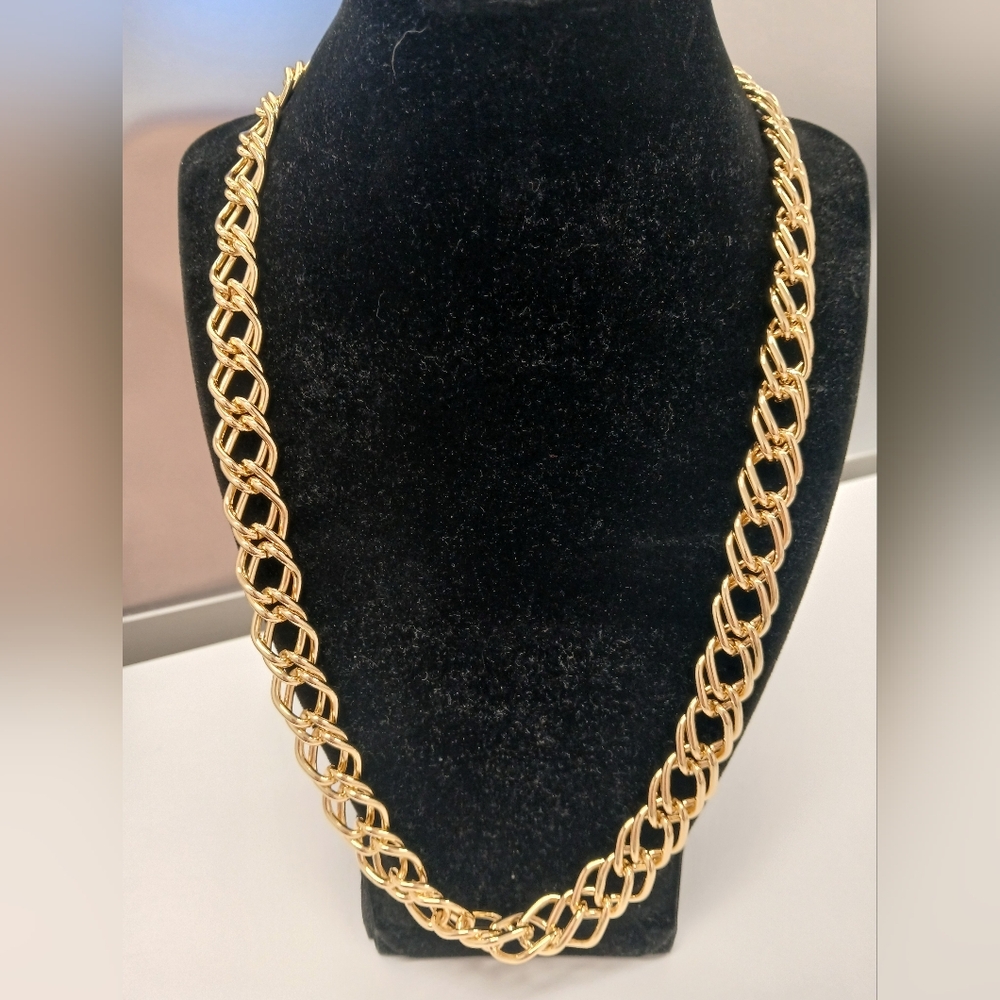 NEW! 18k Gold-Plated Interlinked Chain Necklace - 22" By Pretty Bird